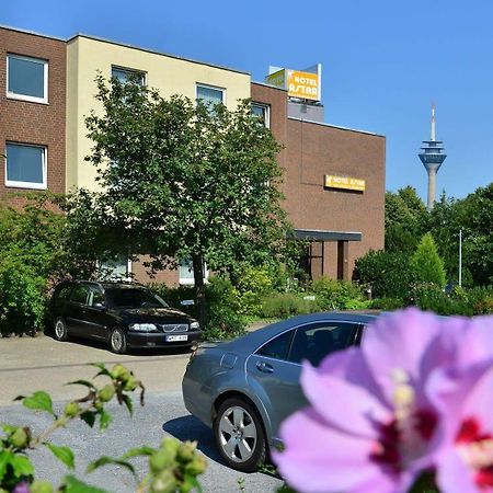 Hotel Astra Dusseldorf Ngoại thất bức ảnh