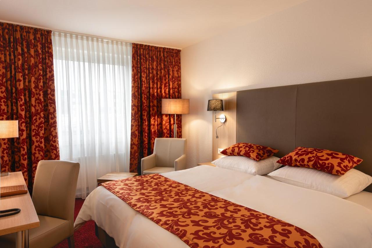 Hotel Astra Dusseldorf Ngoại thất bức ảnh