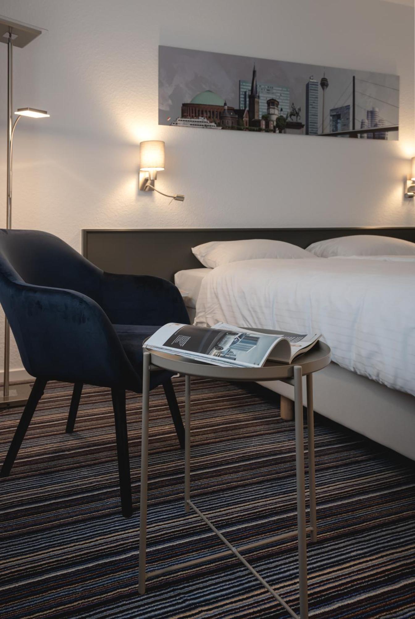 Hotel Astra Dusseldorf Ngoại thất bức ảnh