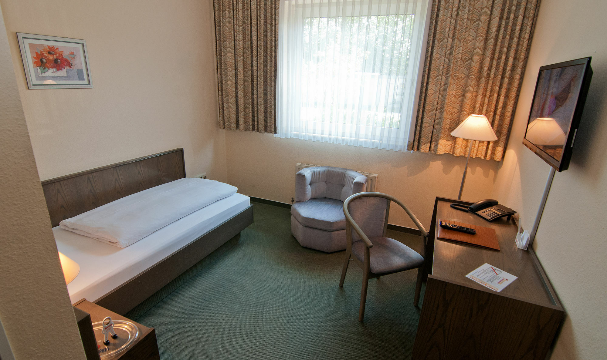 Hotel Astra Dusseldorf Ngoại thất bức ảnh